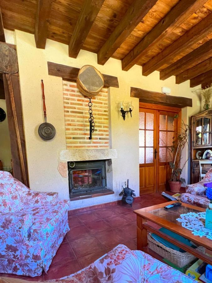 Montejo de la Vega de la Serrezuela Hotel Rural La Huerta מראה חיצוני תמונה